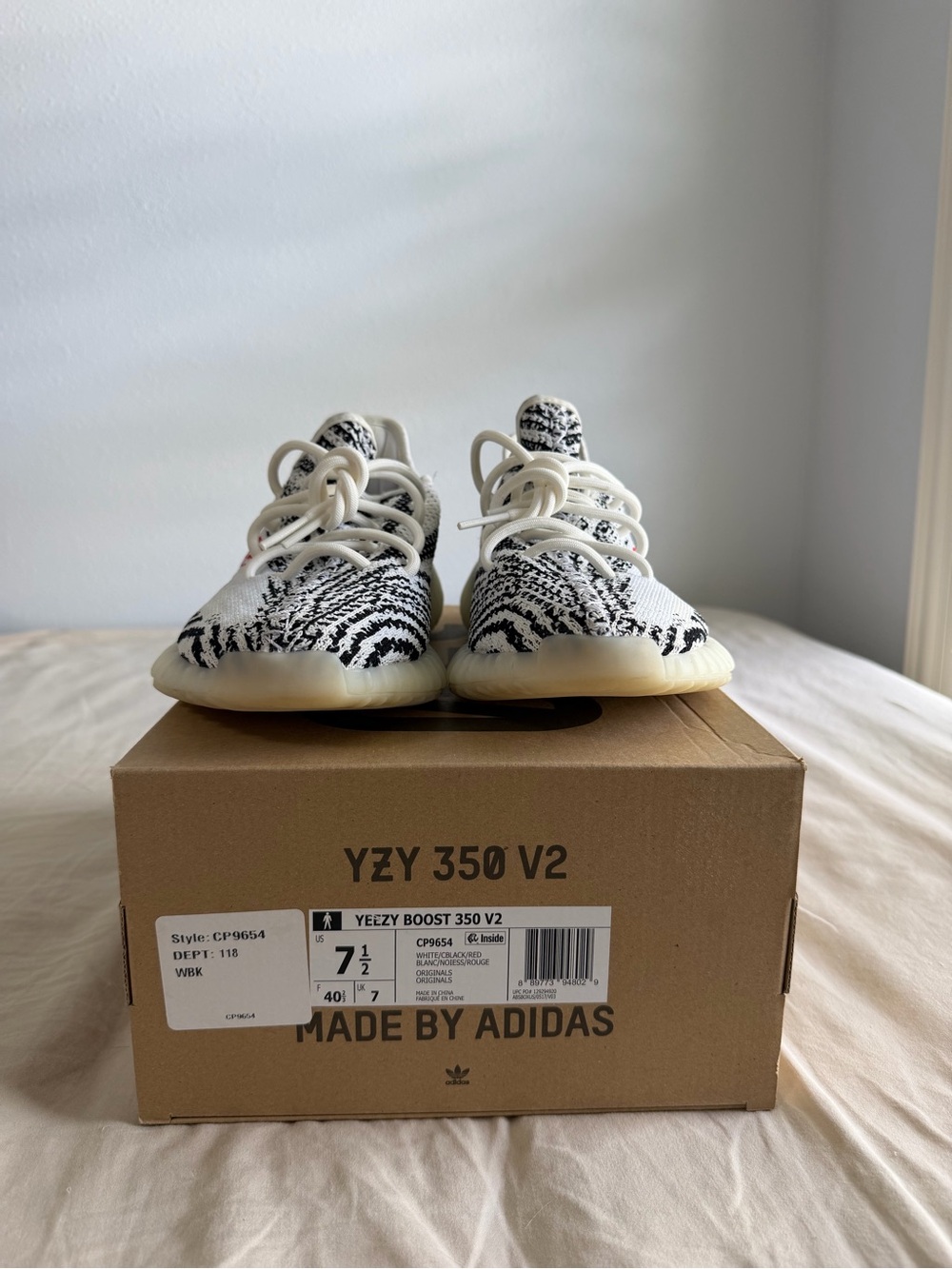 'Zebra' Yeezys - Picture 3 of 7